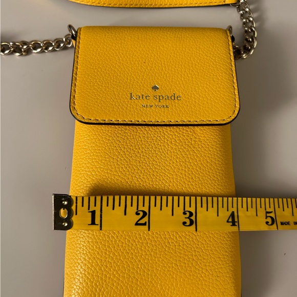 Kate Spade yellow phone crossbody - Picture 6 of 6